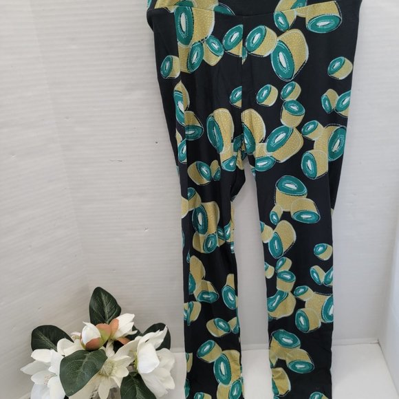 Rare LuLaRoe One Size OS Legging Kiwi Tree Fruit Green Black Soft Rare - Picture 9 of 10